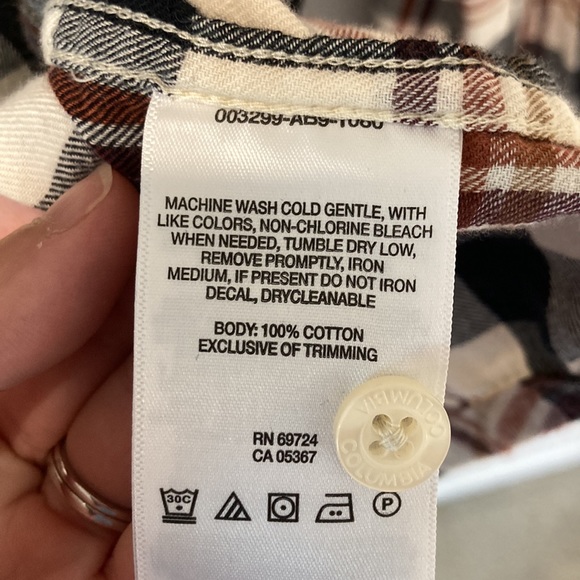 Columbia Men’s Plaid Button Down - Picture 3 of 4